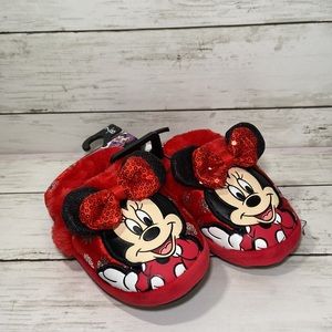 Disney Junior Minnie mouse slippers